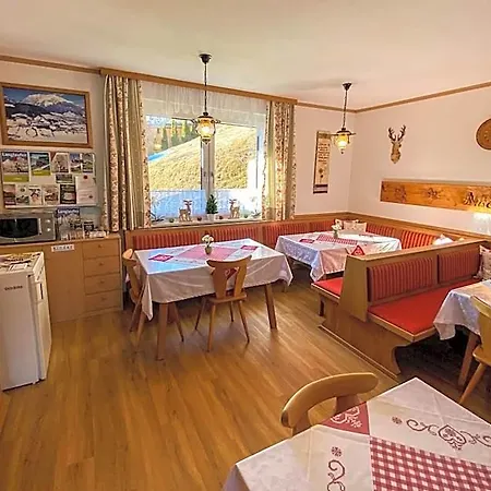 Haus Bodenwinkler Bed & Breakfast