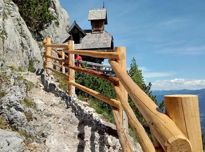 Bed & Breakfast Haus Bodenwinkler 3*