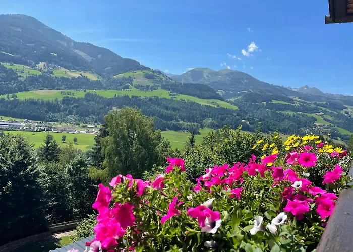 Haus Bodenwinkler Bed & Breakfast 3*